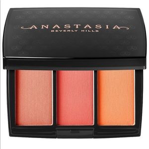 Anastasia Blush Trio